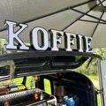 Koffievoertuigen van LekkerBakkie